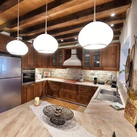 度假居 La De Rosses- Halkidiki *