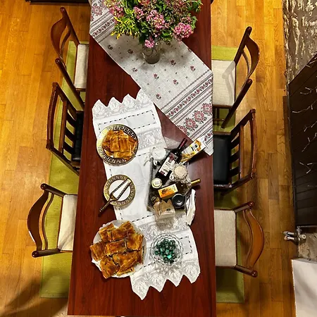 La De Rosses- Halkidiki * Sana